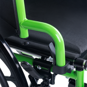 Dynarex GreenLine Cruiser Wheelchair